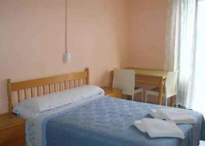 Pensión Casa Del Patriarca 3*